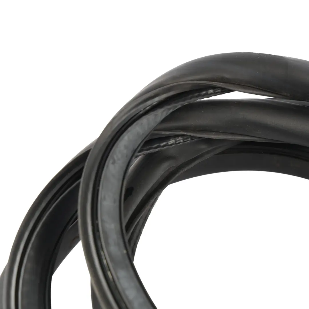 2K Guarnizione Gomma Porta Scorrevole per Volkswagen Caddy Maxi con numero di parte 2K5843792G Volkswagen Caddy Maxi 2K Guarnizione Gomma Porta Scorrevole - SKU 2K5843792G - Numero di parte 2K5843792G