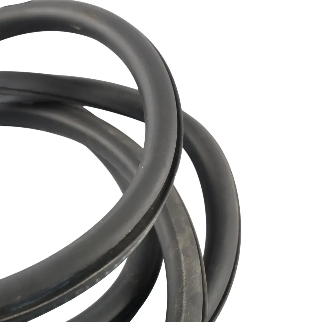 VW Volkswagen Caddy Maxi 2K Sliding Door Seal Side Rubber Gasket - SKU 2K5843792G - Part number 2K5843792G