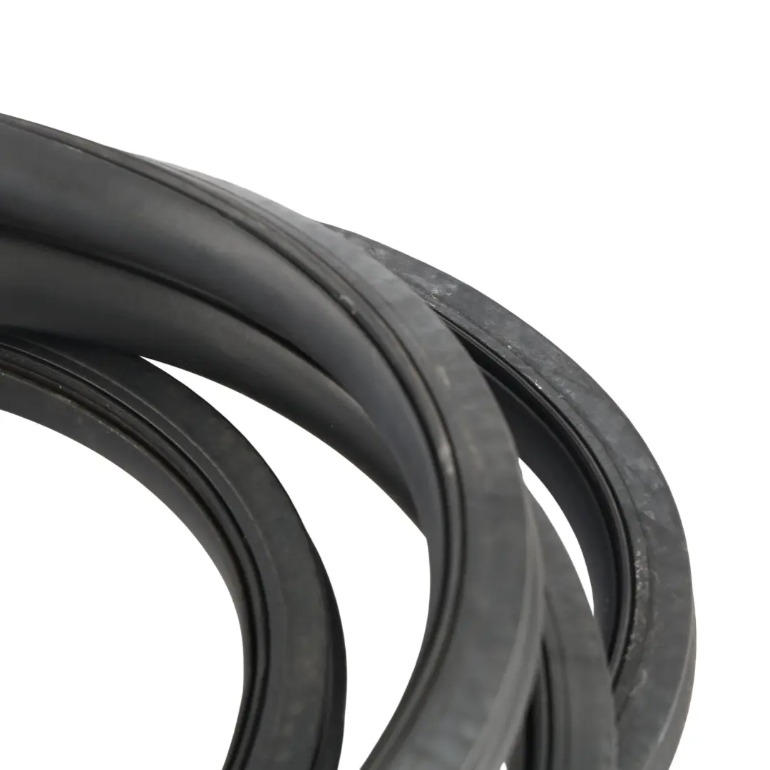 VW Volkswagen Caddy Maxi 2K Sliding Door Seal Side Rubber Gasket - SKU 2K5843792G - Part number 2K5843792G