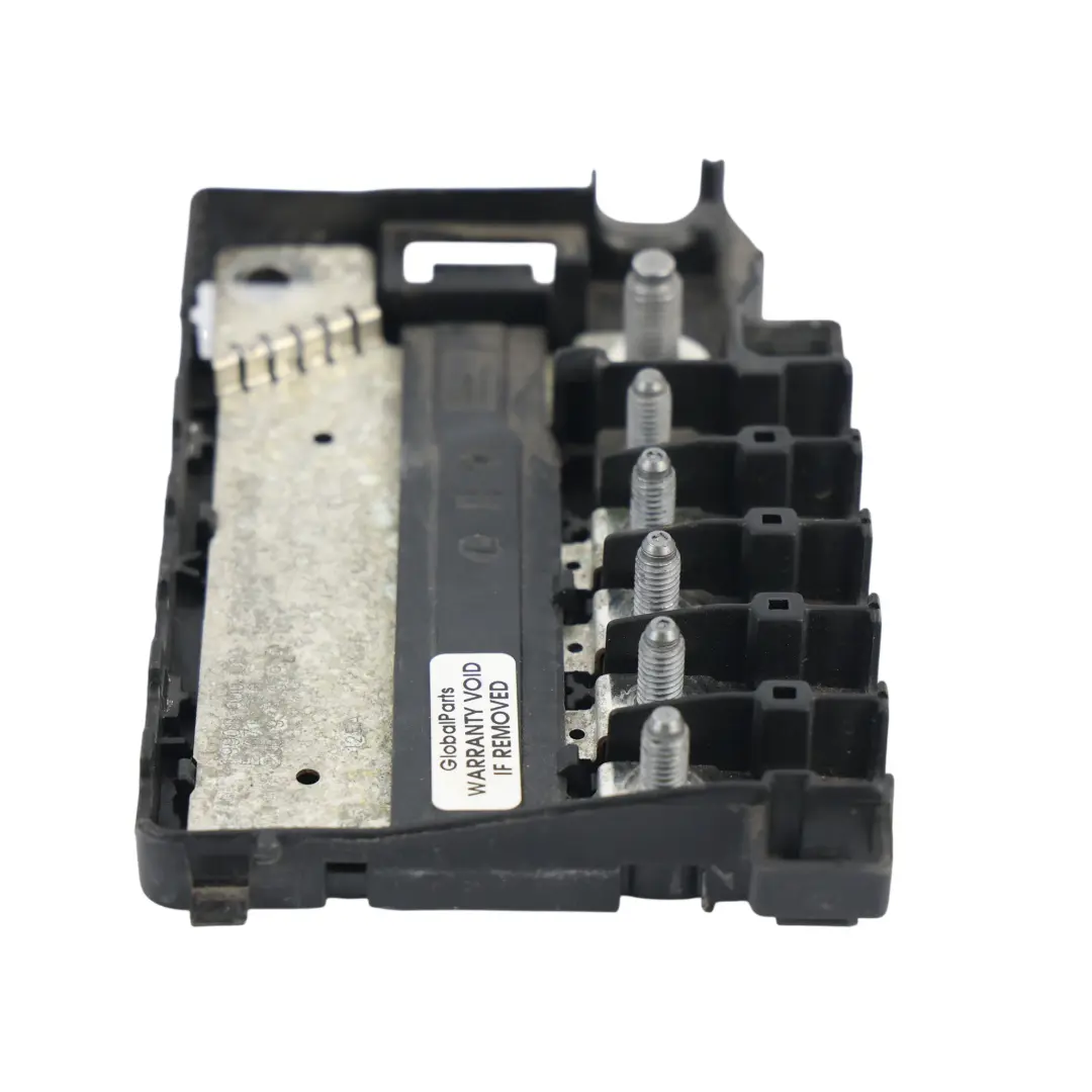 Caja Fusibles Distribución 2.0 TFSI para Volkswagen Polo Gti AW1 con número de pieza 2Q0937550B Volkswagen Polo Gti AW1 Caja Fusibles Distribución 2.0 TFSI - SKU 2Q0937550B - Número de pieza 2Q0937550B