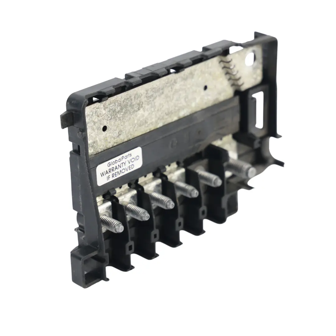Skrzynka Bezpieczników 2.0 TFSI Benzyna do Volkswagen Polo Gti AW1 o numerze 2Q0937550B Volkswagen Polo Gti AW1 Skrzynka Bezpieczników 2.0 TFSI Benzyna - SKU 2Q0937550B - Numer Części 2Q0937550B