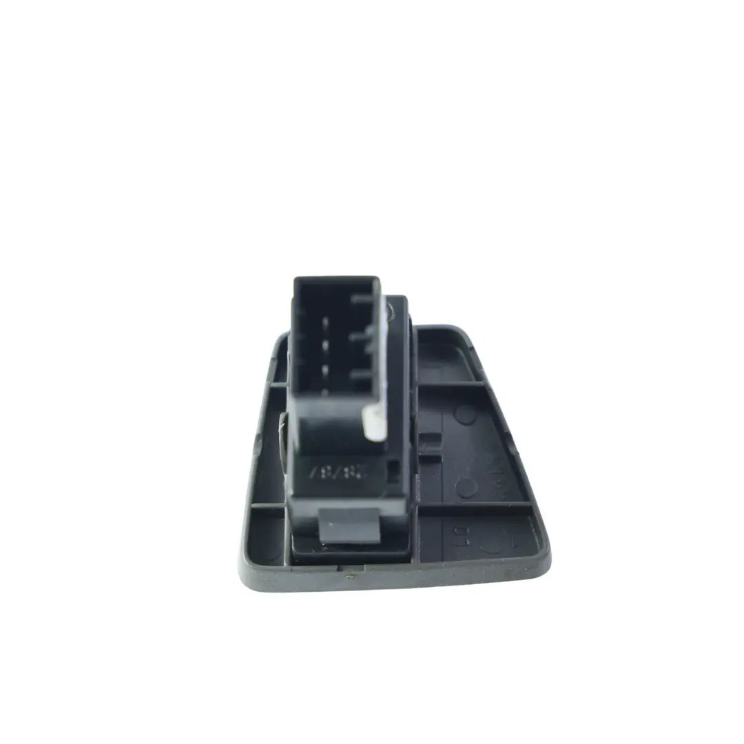 Mk2 Door Window Lifter Switch Button Unit to Fiat Panda with Part number 305061779B Fiat Panda Mk2 Door Window Lifter Switch Button Unit - SKU 305061779B - Part number 305061779B