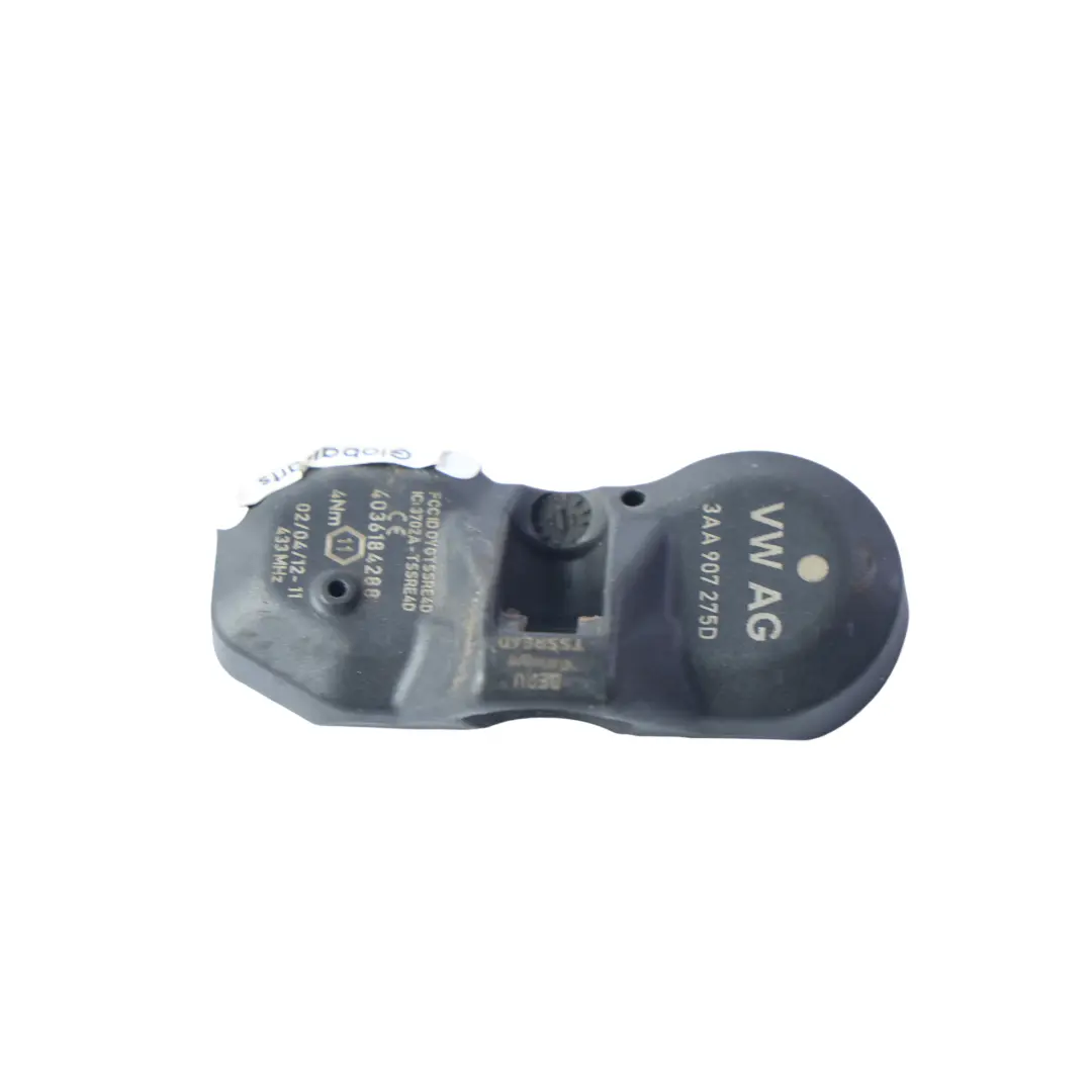 Tyre Pressure Control Unit Sensor Module to Volkswagen Passat B7 with Part number 3AA907275D Volkswagen Passat B7 Tyre Pressure Control Unit Sensor Module - SKU 3AA907275D - Part number 3AA907275D