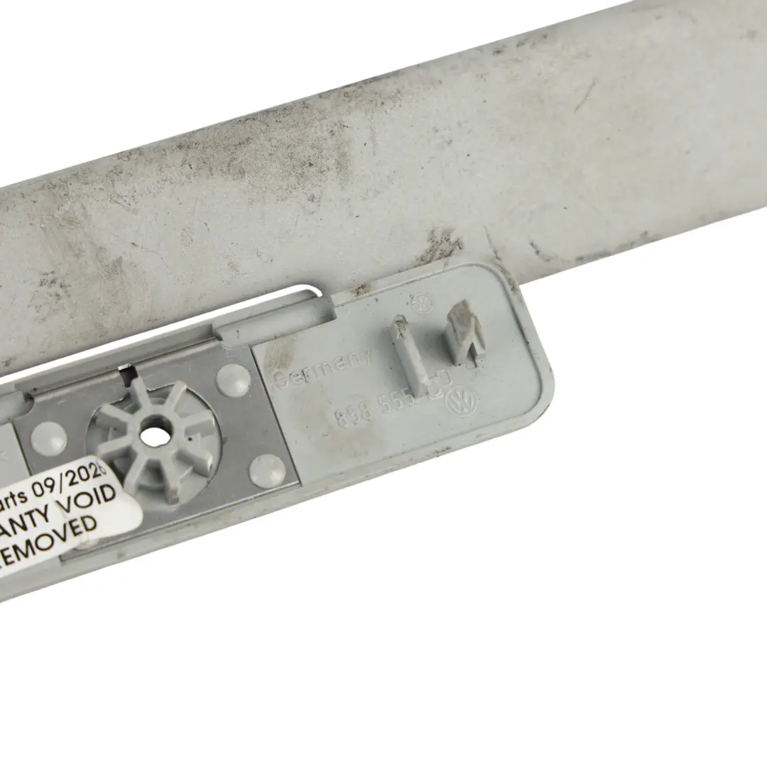 Volkswagen Passat B5 Sonnenblende Abdeckung Halterung - SKU 3B0858555C - Teilenummer 3B0858555C