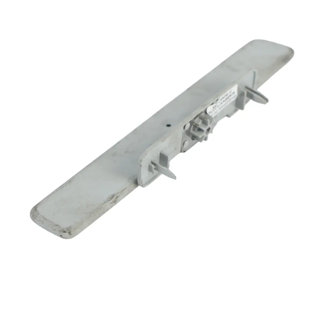 Sonnenblende Abdeckung Halterung für Volkswagen Passat B5 mit Teilenummer 3B0858555C Volkswagen Passat B5 Sonnenblende Abdeckung Halterung - SKU 3B0858555C - Teilenummer 3B0858555C