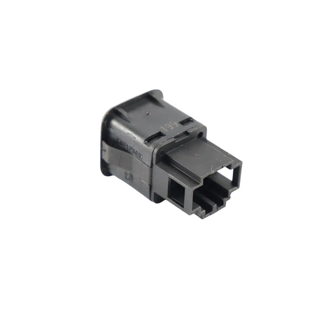 MK4 Przełącznik Klapki Wlewu Paliwa do Volkswagen Golf o numerze 3B0959833A Volkswagen Golf MK4 Przełącznik Klapki Wlewu Paliwa - SKU 3B0959833A - Numer Części 3B0959833A