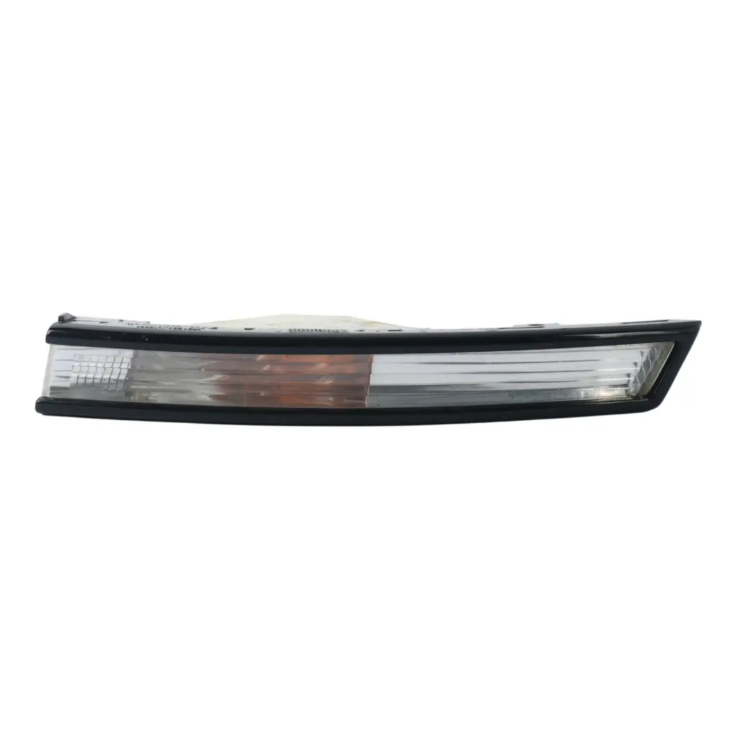 Front Bumper Turn Indicator Light Lamp Left N/S 3C0807717 to Volkswagen Passat B6 with Part number 3C08077170 Volkswagen Passat B6 Front Bumper Turn Indicator Light Lamp Left N/S 3C0807717 - SKU 3C08077170 - Part number 3C08077170