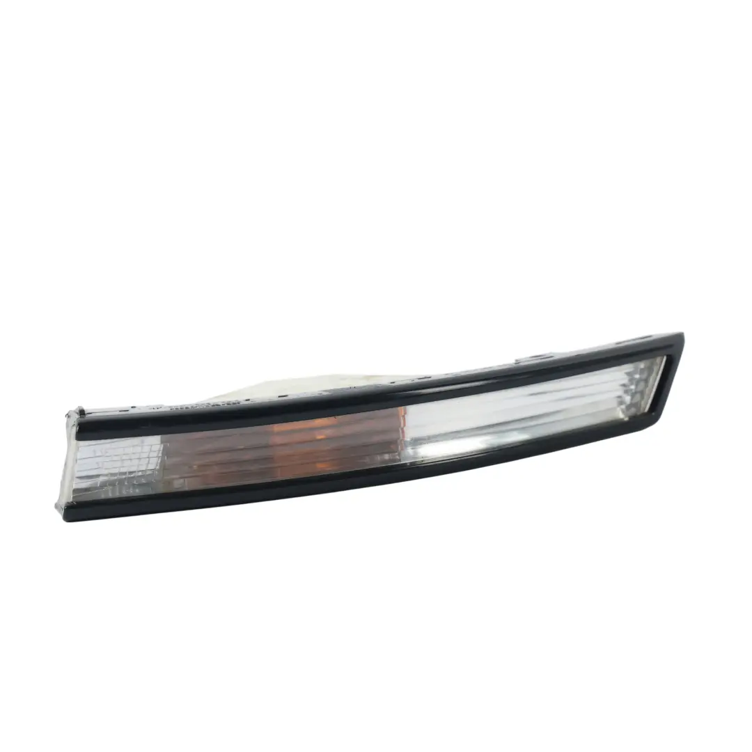 Front Bumper Turn Indicator Light Lamp Left N/S 3C0807717 to Volkswagen Passat B6 with Part number 3C08077170 Volkswagen Passat B6 Front Bumper Turn Indicator Light Lamp Left N/S 3C0807717 - SKU 3C08077170 - Part number 3C08077170