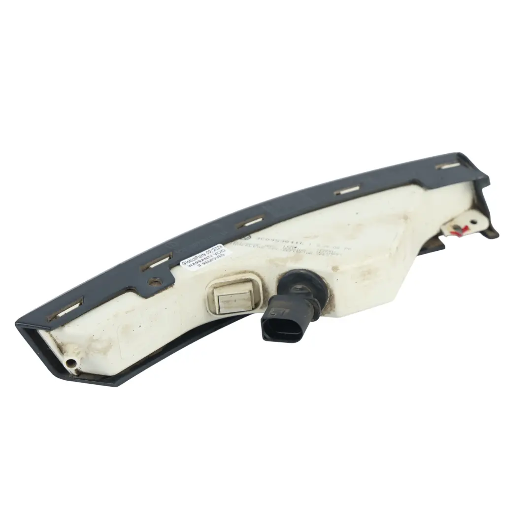 Front Bumper Turn Indicator Light Lamp Left N/S 3C0807717 to Volkswagen Passat B6 with Part number 3C08077170 Volkswagen Passat B6 Front Bumper Turn Indicator Light Lamp Left N/S 3C0807717 - SKU 3C08077170 - Part number 3C08077170