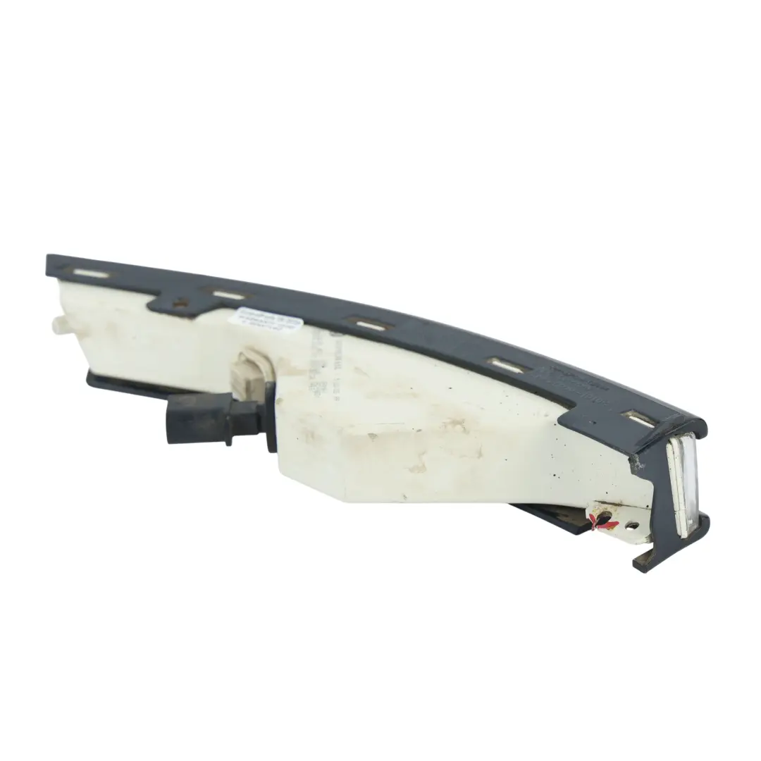 Front Bumper Turn Indicator Light Lamp Left N/S 3C0807717 to Volkswagen Passat B6 with Part number 3C08077170 Volkswagen Passat B6 Front Bumper Turn Indicator Light Lamp Left N/S 3C0807717 - SKU 3C08077170 - Part number 3C08077170