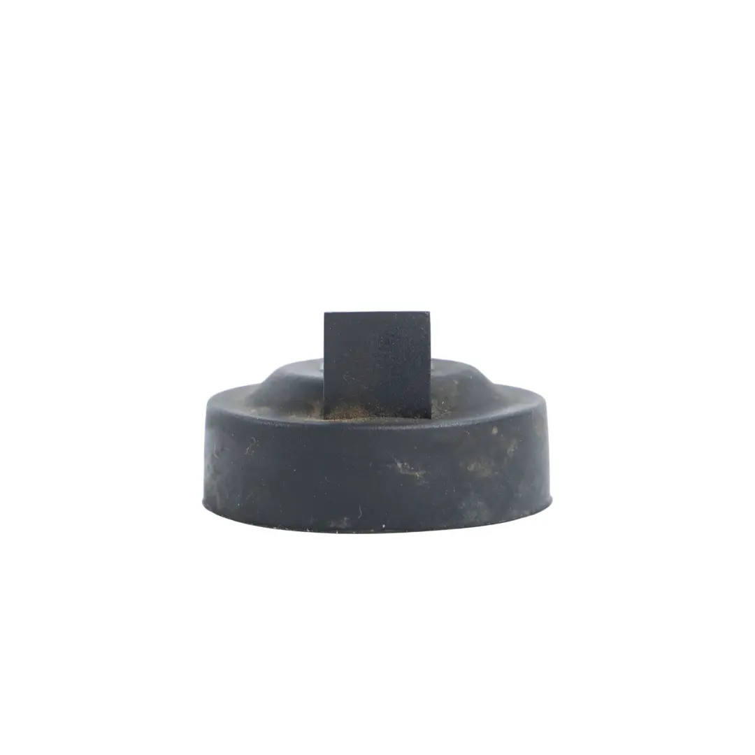 Tapa Cubierta Bombilla Faro para Volkswagen Passat B6 con número de pieza 3C0941607B Volkswagen Passat B6 Tapa Cubierta Bombilla Faro - SKU 3C0941607B - Número de pieza 3C0941607B