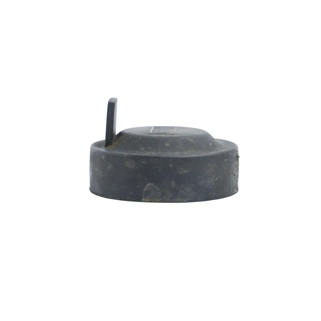 Dekielek Lampy Zaślepka Żarówki do Volkswagen VW Passat B6 o numerze 3C0941607B Volkswagen VW Passat B6 Dekielek Lampy Zaślepka Żarówki - SKU 3C0941607B - Numer Części 3C0941607B