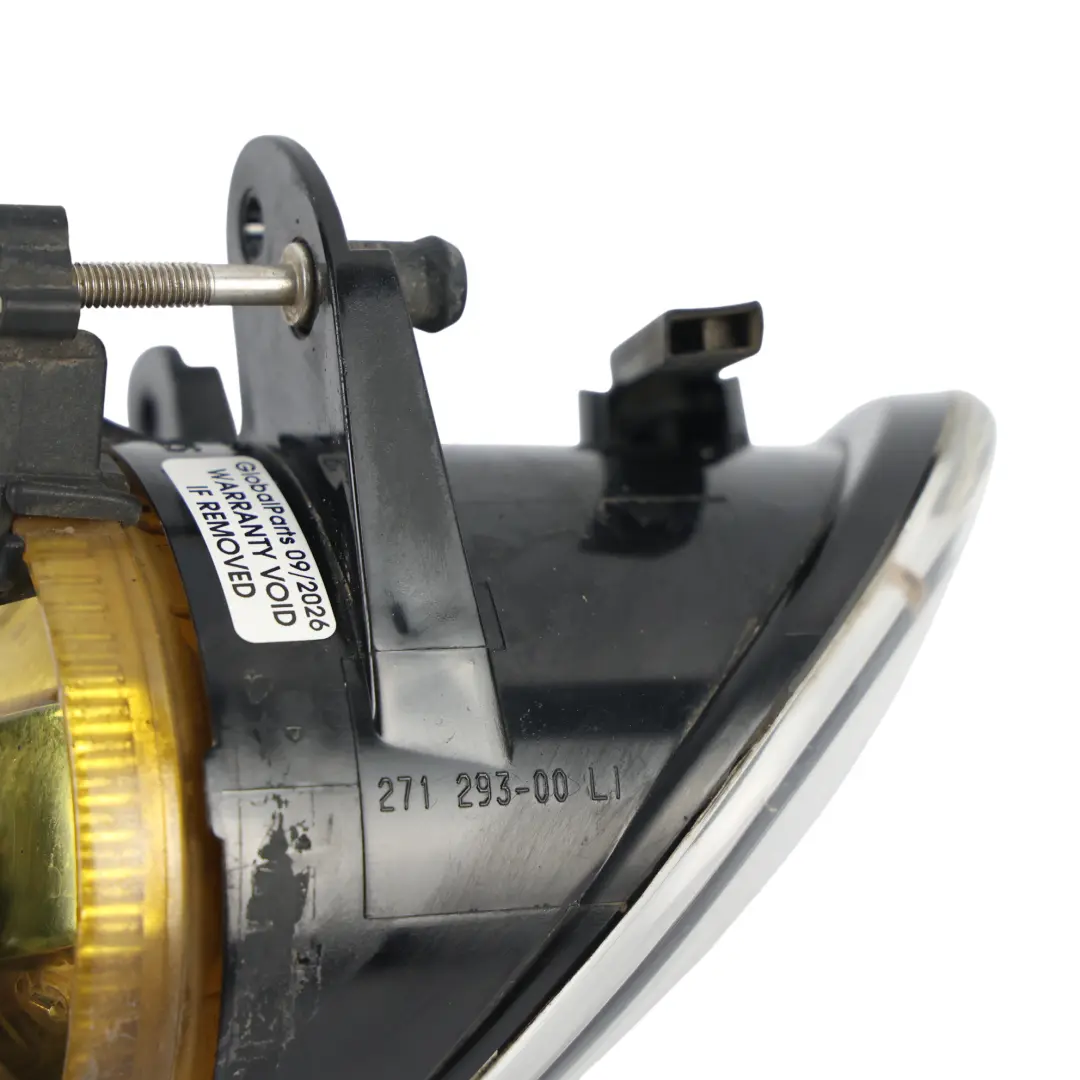 Lampa Przeciwmgielna Przednia Lewa do Volkswagen Passat B6 o numerze 3C0941699B Volkswagen Passat B6 Lampa Przeciwmgielna Przednia Lewa - SKU 3C0941699B - Numer Części 3C0941699B
