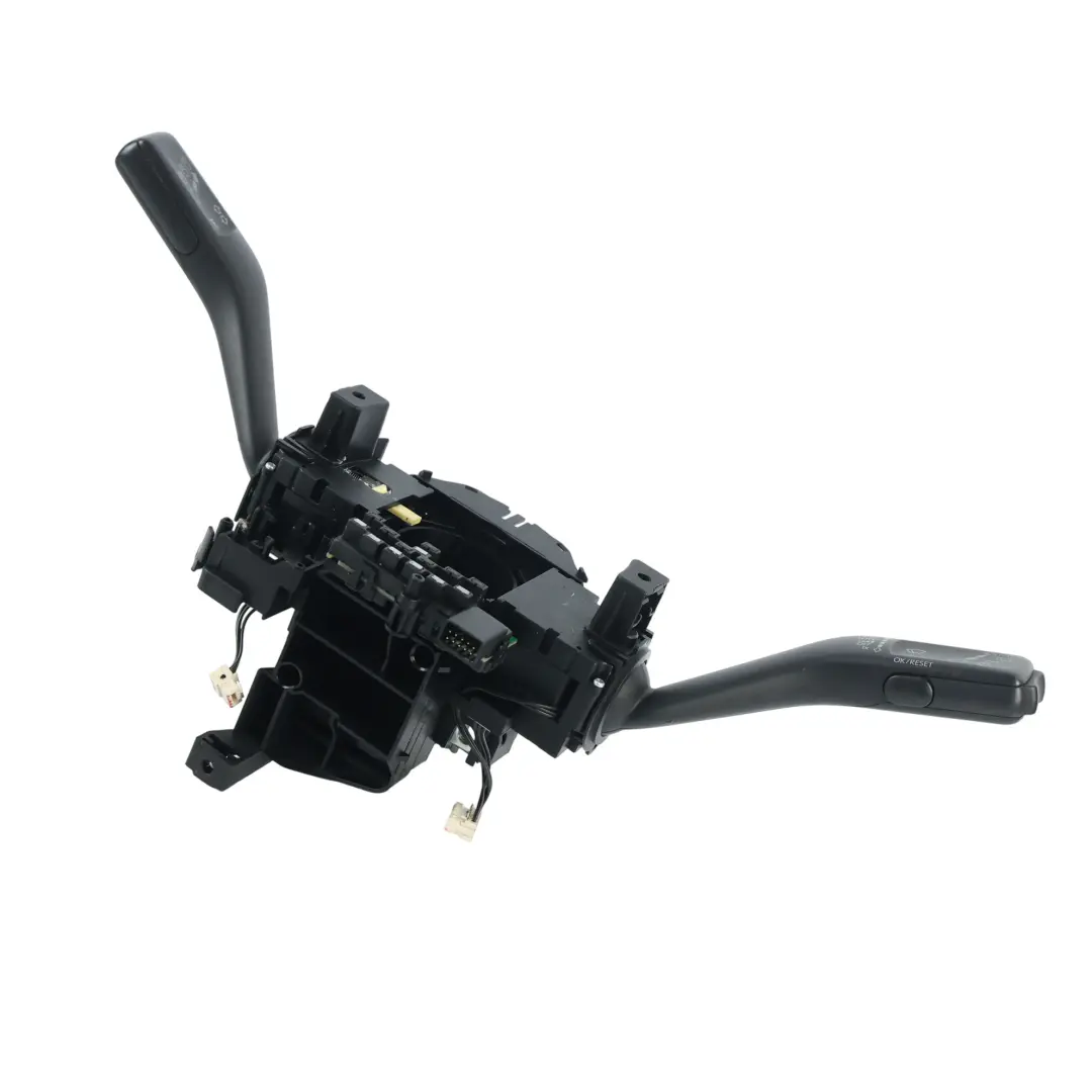 Combi Przełącznik Zespolony do Volkswagen Passat B6 o numerze 3C9953513Q Volkswagen Passat B6 Combi Przełącznik Zespolony - SKU 3C9953513Q - Numer Części 3C9953513Q