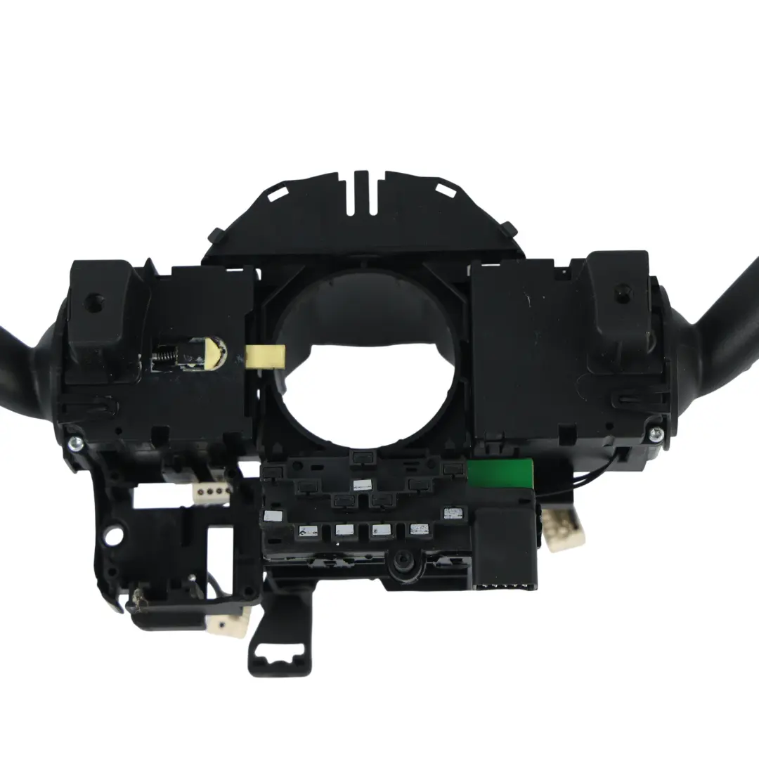 Combi Przełącznik Zespolony do Volkswagen Passat B6 o numerze 3C9953513Q Volkswagen Passat B6 Combi Przełącznik Zespolony - SKU 3C9953513Q - Numer Części 3C9953513Q