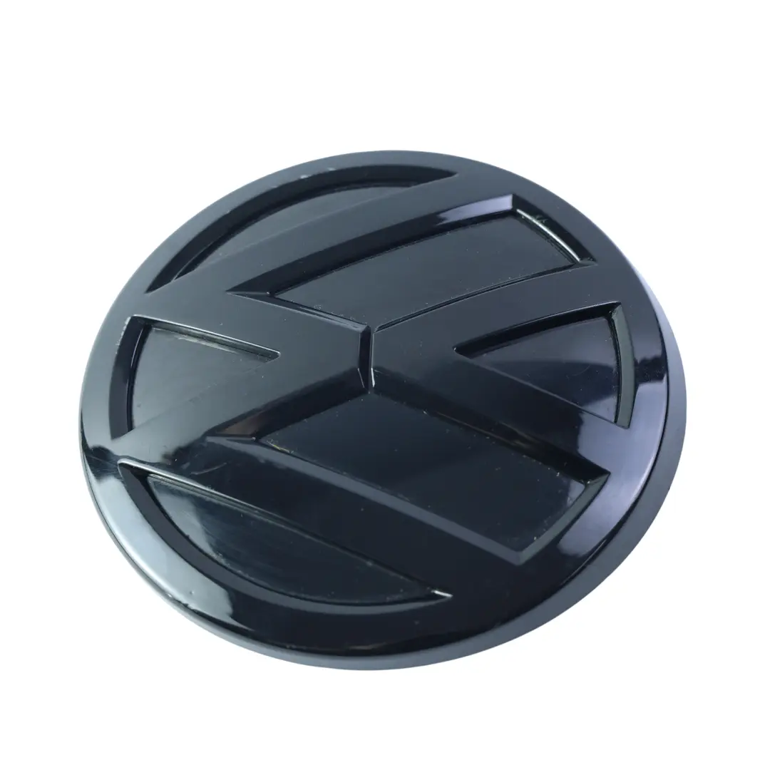 Emblema Parrilla Delantero Negro Cromo 3G0853601B para Volkswagen Passat B8 Golf Mk7 con número de pieza 3G0853601A Volkswagen Passat B8 Golf Mk7 Emblema Parrilla Delantero Negro Cromo 3G0853601B - SKU 3G0853601A-1 - Número de pieza 3G0853601A