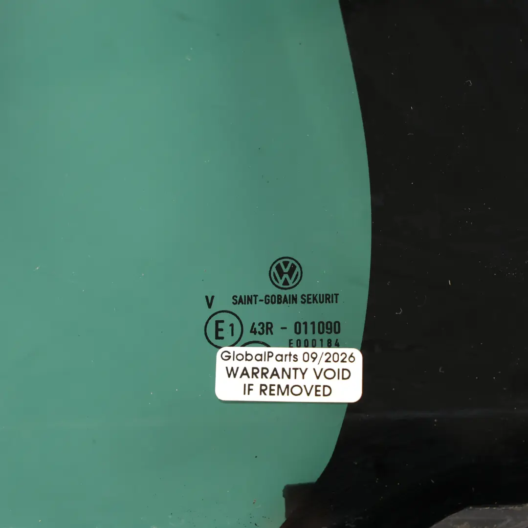 Volkswagen Passat B8 Vetro Quarto Posteriore Sinistro Oscurato 65% - SKU 3G9845213S - Numero di parte 3G9845213S