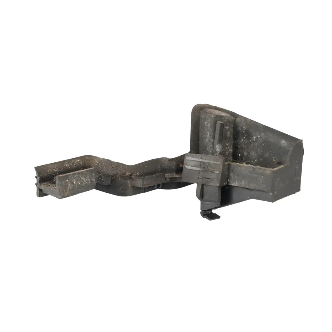 C394 Supporto Serratura Porta Anteriore Destra per Ford Kuga con numero di parte 3M51-R218B14-AA Ford Kuga C394 Supporto Serratura Porta Anteriore Destra - SKU 3M51-R218B14-AA - Numero di parte 3M51-R218B14-AA