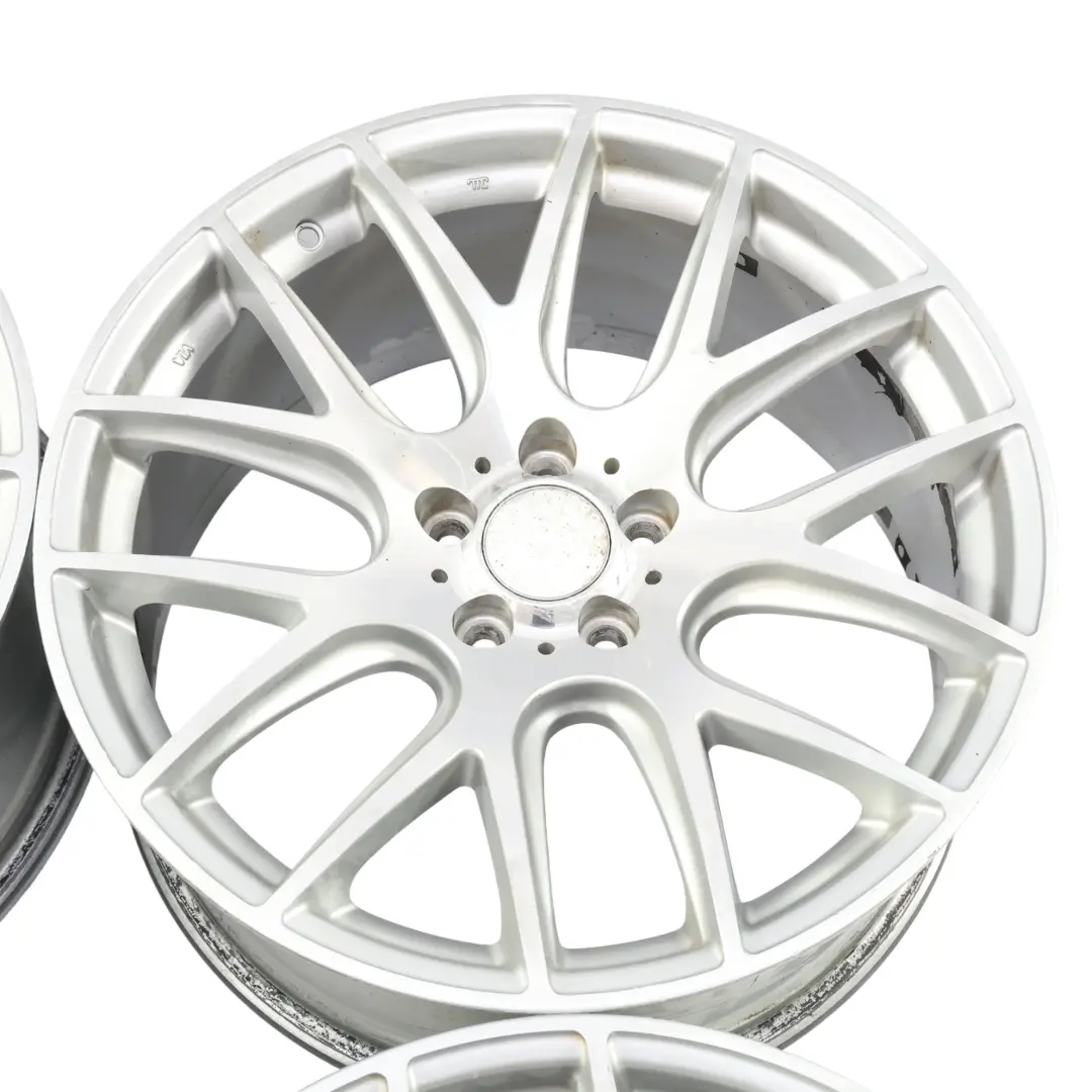 3SDM Wheel Rims Alloy Silver 19" 8,5J ET:35 5x120 SET KIT VIA to with Part number 3SDM-VIA-19-SET 3SDM Wheel Rims Alloy Silver 19" 8,5J ET:35 5x120 SET KIT VIA - SKU 3SDM-VIA-19-SET - Part number 3SDM-VIA-19-SET