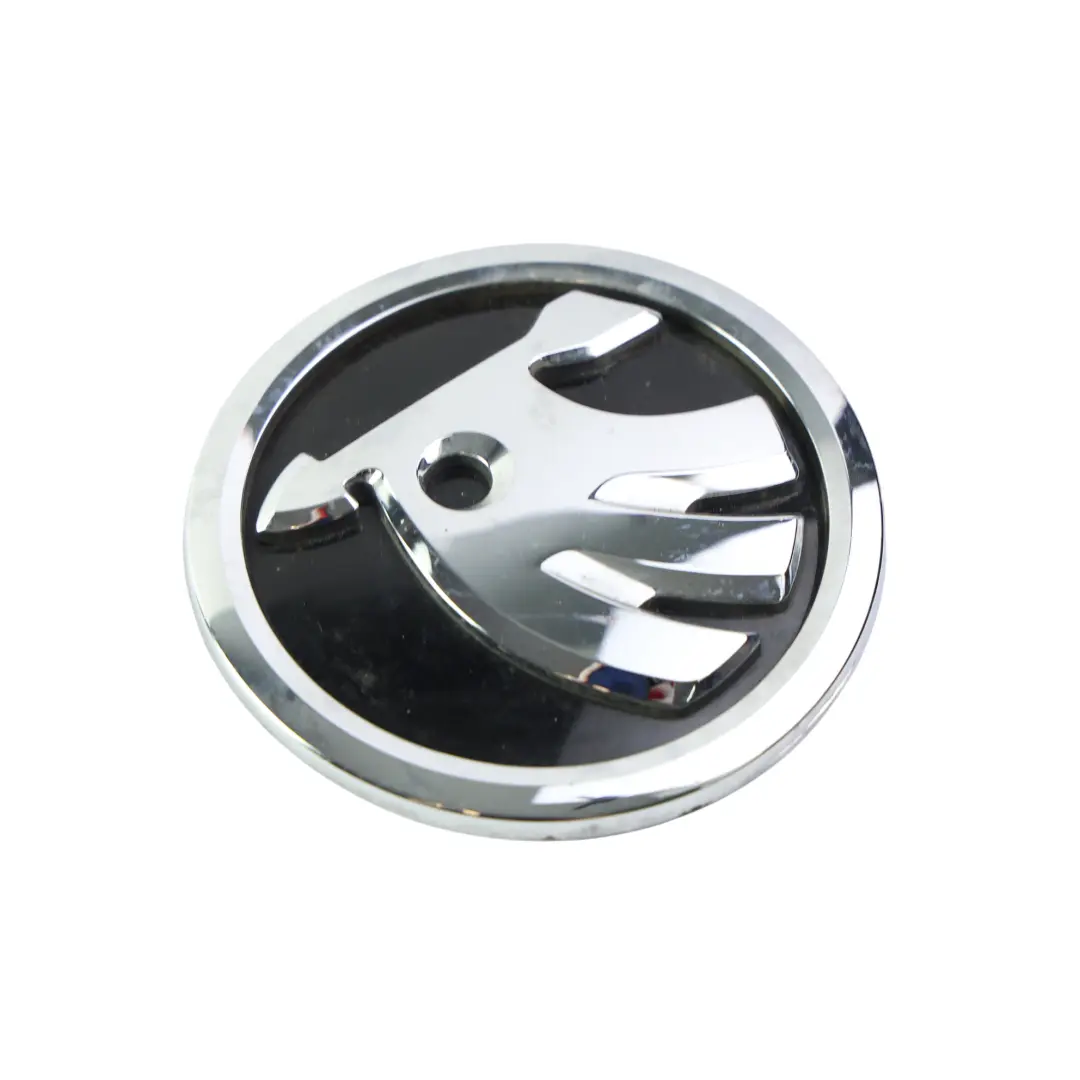 Mk3 3V Rear Tailgate Boot Lid Emblem Skoda Logo Badge to Skoda Superb with Part number 3V0853621 Skoda Superb Mk3 3V Rear Tailgate Boot Lid Emblem Skoda Logo Badge - SKU 3V0853621-2 - Part number 3V0853621