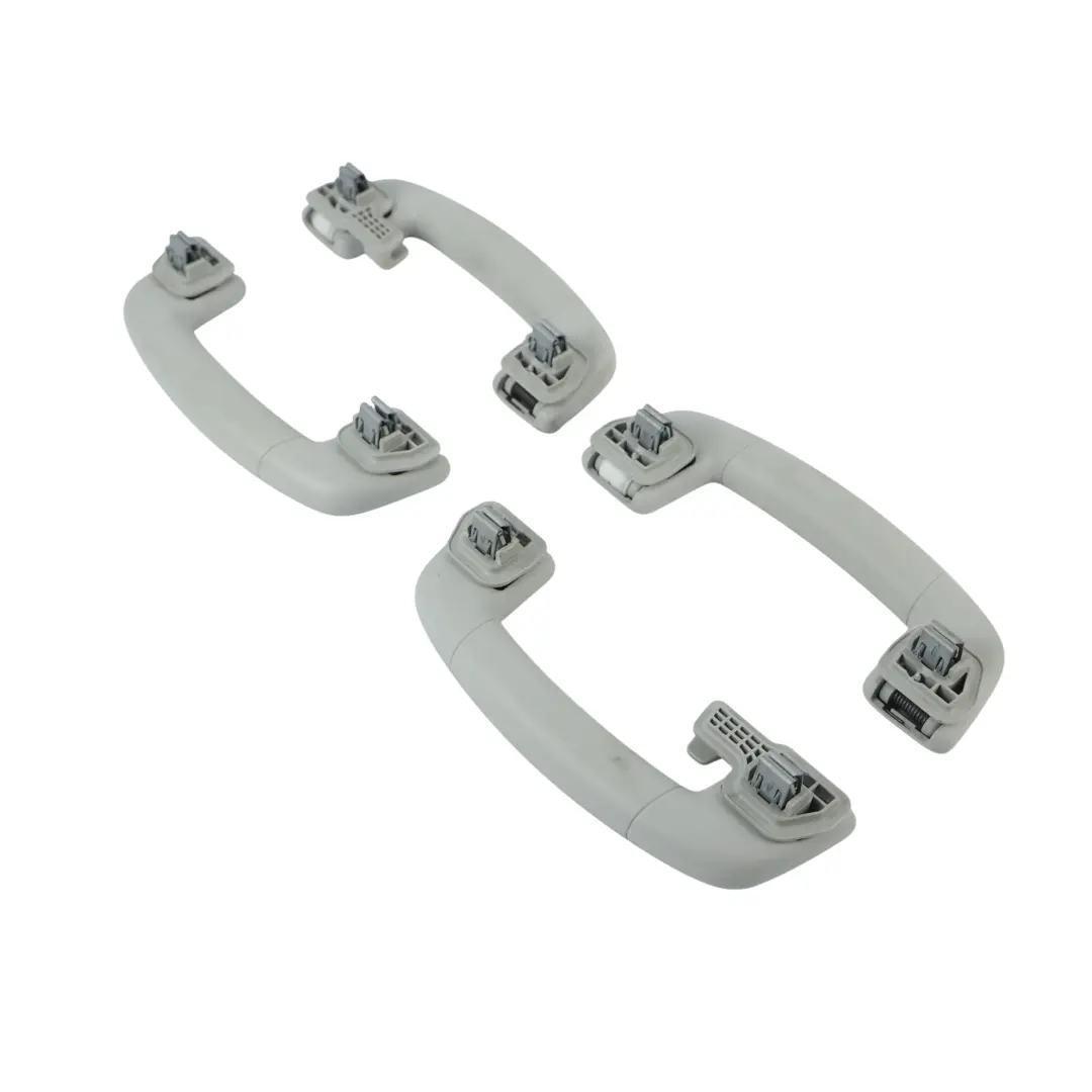 3V SE Rączka Przednia Tylna Szary Perłowy Komplet do Skoda Superb o numerze 3V0857607A Skoda Superb 3V SE Rączka Przednia Tylna Szary Perłowy Komplet - SKU 3V0857607A - Numer Części 3V0857607A