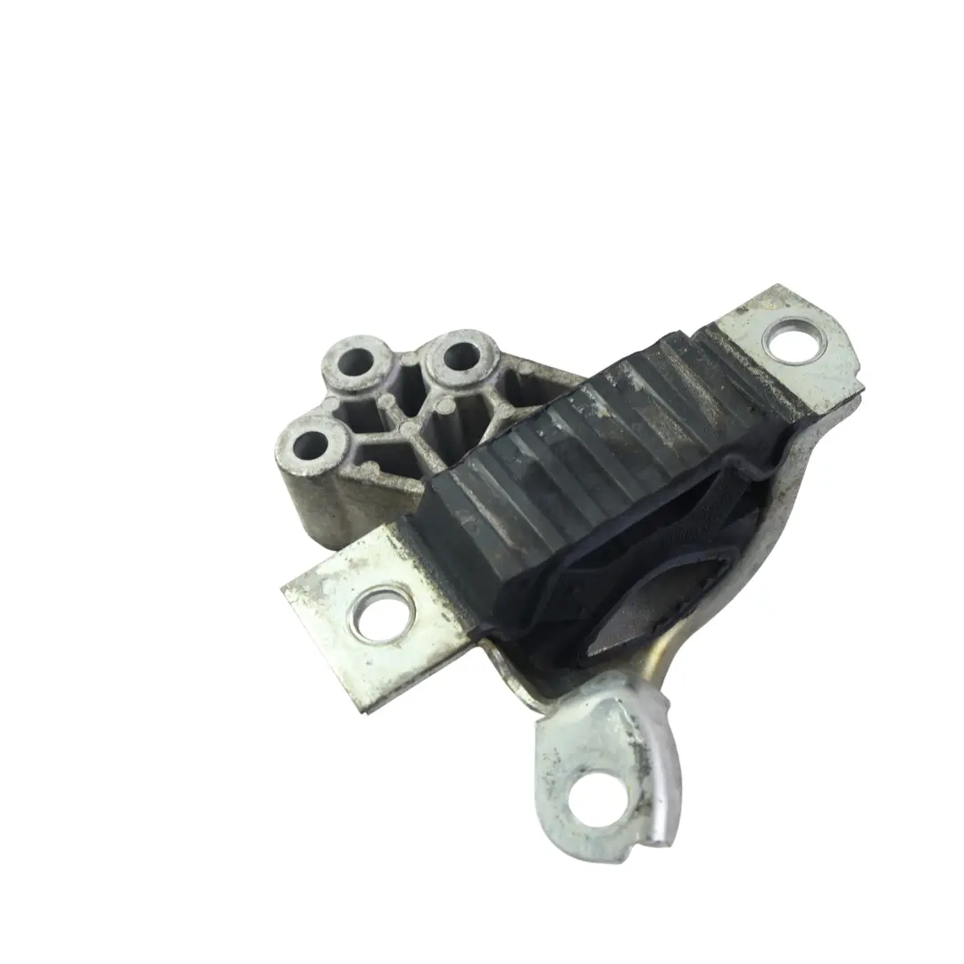 Mk2 Upper Engine Mount Bracket Front Right O/S 1.1 Petrol to Fiat Panda with Part number 46800409 Fiat Panda Mk2 Upper Engine Mount Bracket Front Right O/S 1.1 Petrol - SKU 46800409 - Part number 46800409