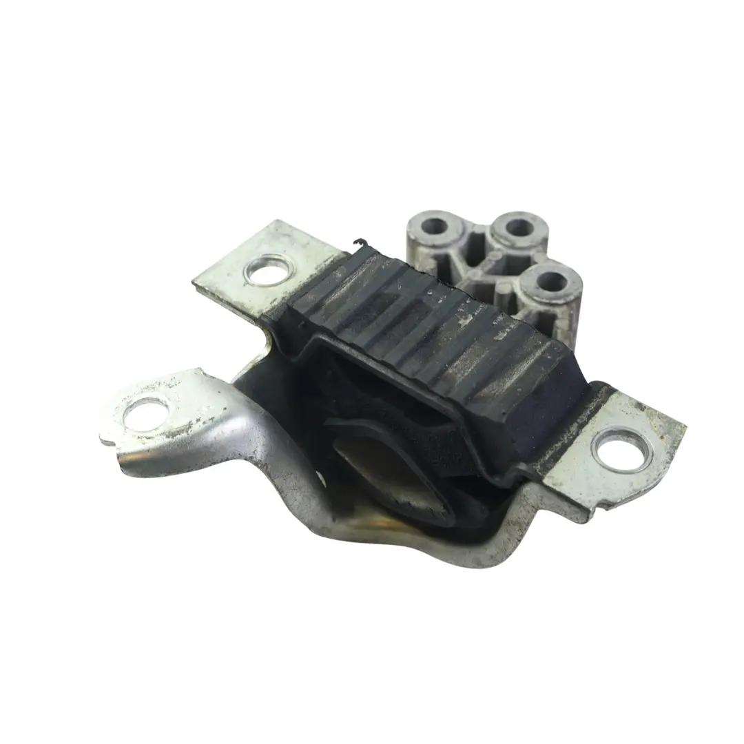 Mk2 Upper Engine Mount Bracket Front Right O/S 1.1 Petrol to Fiat Panda with Part number 46800409 Fiat Panda Mk2 Upper Engine Mount Bracket Front Right O/S 1.1 Petrol - SKU 46800409 - Part number 46800409