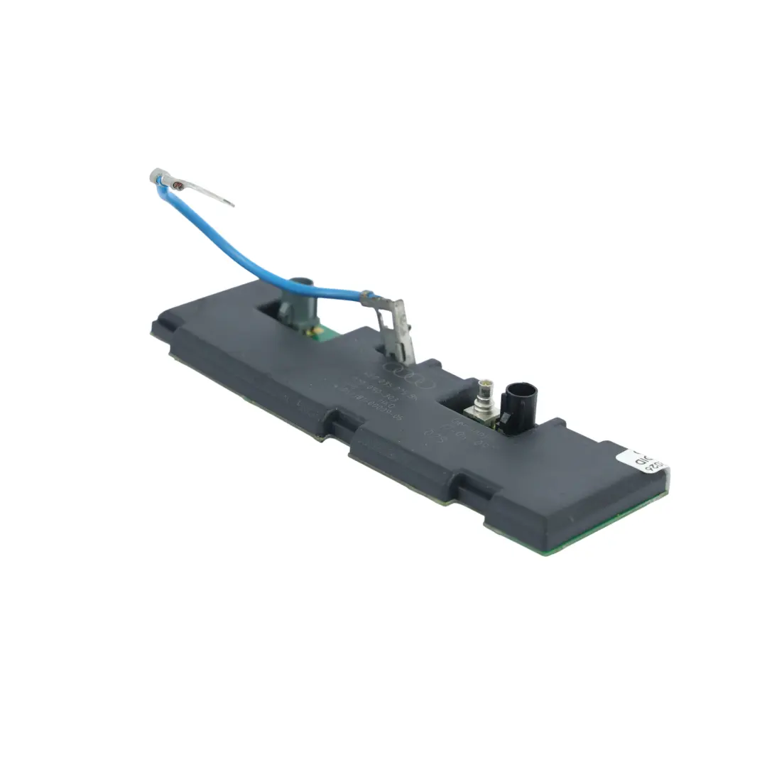 Audi A8 D3 Amplificatore Antenna Radio Digitale Destro - SKU 4E0035225BK - Numero di parte 4E0035225BK