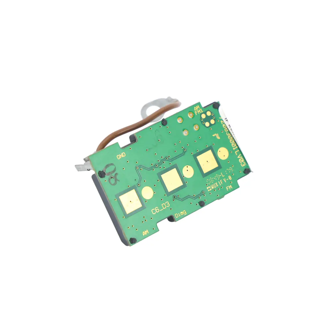 Audi A8 D3 Amplificatore Antenna Modulo Radio Digitale Sinistro - SKU 4E0035225BM - Numero di parte 4E0035225BM