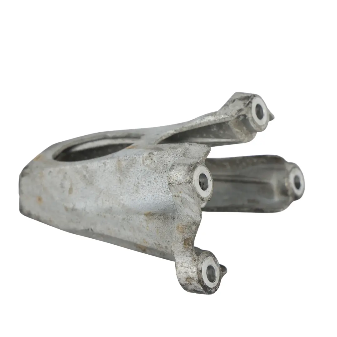 Support Moteur Fixation Berceau Droit pour Audi à propos du numéro de pièce 4E0199308BM Audi Support Moteur Fixation Berceau Droit - SKU 4E0199308BM - Numéro de pièce 4E0199308BM