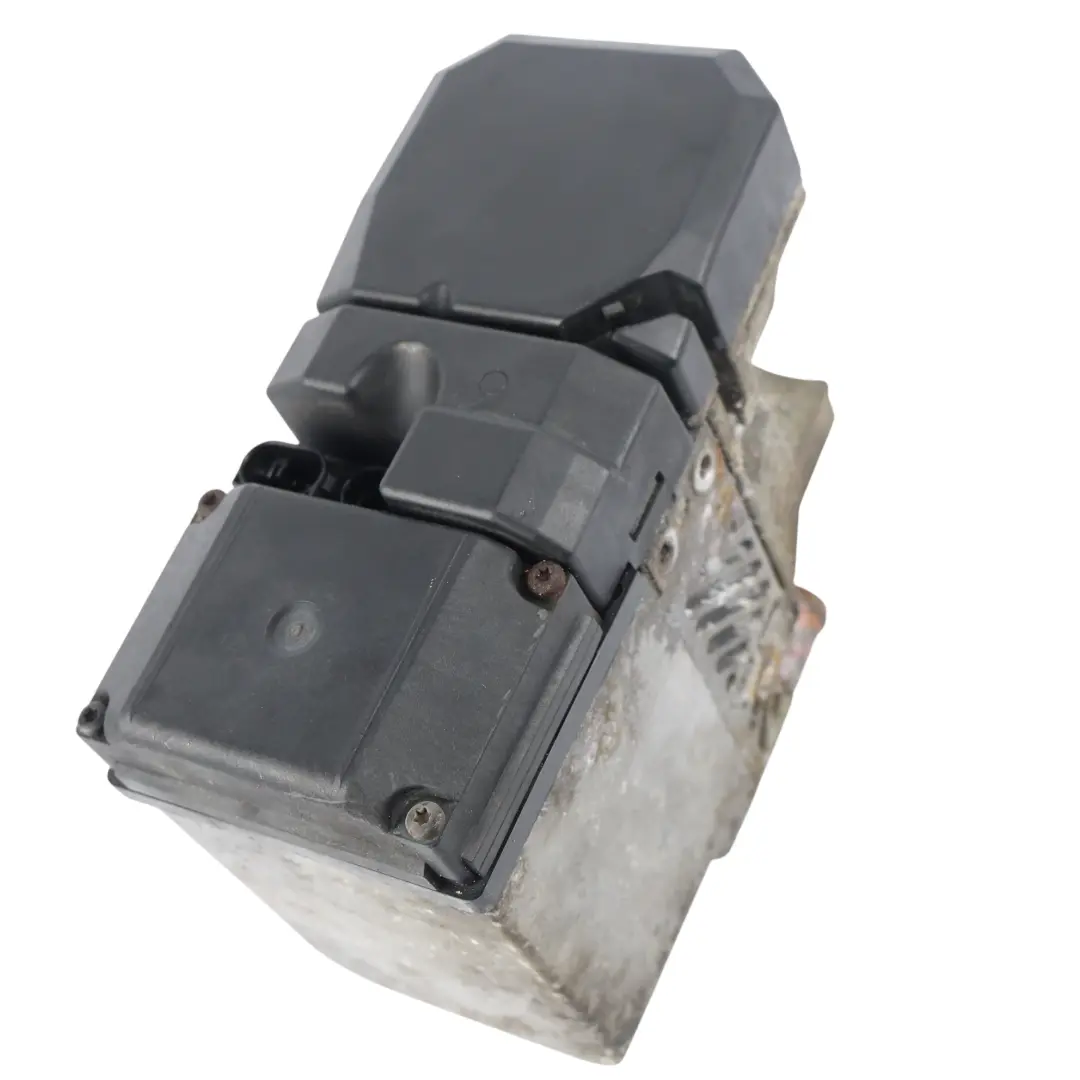 Webasto Pompa Ogrzewania Postojowego 3.0 TDI Quattro do Audi A8 D3 o numerze 4E0815069G Audi A8 D3 Webasto Pompa Ogrzewania Postojowego 3.0 TDI Quattro - SKU 4E0815069G - Numer Części 4E0815069G