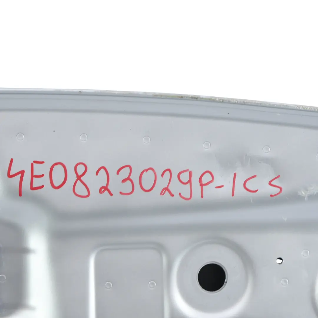 Maska Przednia Ice Silver Srebrny Metalik - X7W do Audi A8 D3 o numerze 4E0823029P Audi A8 D3 Maska Przednia Ice Silver Srebrny Metalik - X7W - SKU 4E0823029P-ICS - Numer Części 4E0823029P