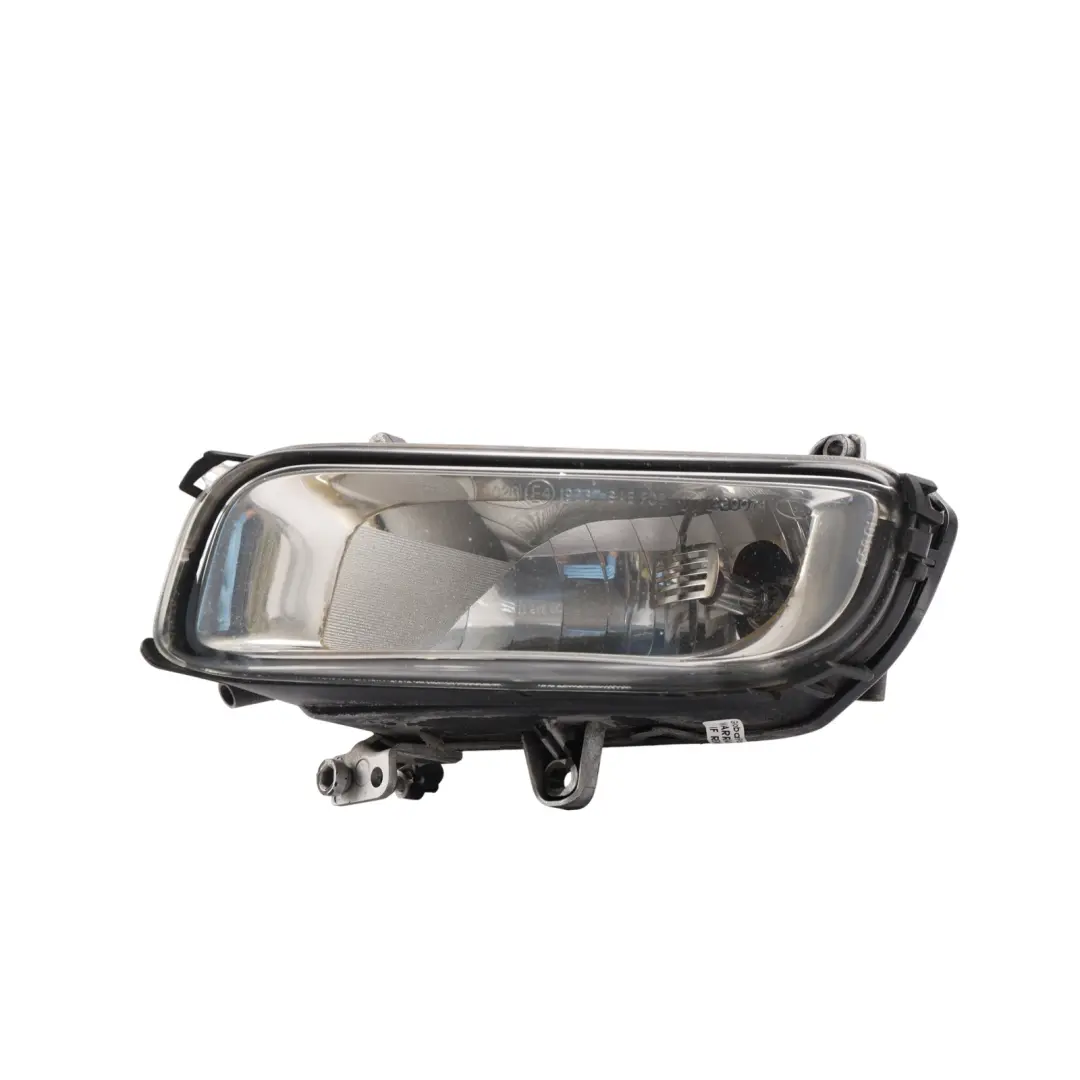 Front Bumper Fog Light Lamp Halogen Left N/S to Audi A8 D3 with Part number 4E0941699B Audi A8 D3 Front Bumper Fog Light Lamp Halogen Left N/S - SKU 4E0941699B - Part number 4E0941699B