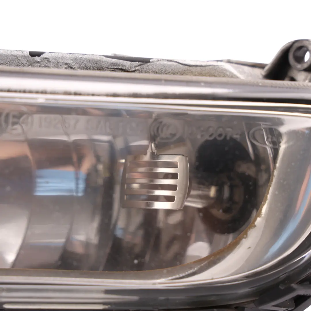 Front Bumper Fog Light Lamp Halogen Left N/S to Audi A8 D3 with Part number 4E0941699B Audi A8 D3 Front Bumper Fog Light Lamp Halogen Left N/S - SKU 4E0941699B - Part number 4E0941699B