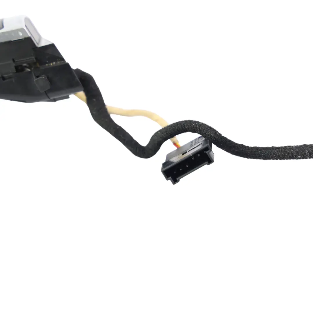 Pulsante Interruttore Controllo Multifunzione per Audi A5 8T Volante con numero di parte 4E0951527AF Audi A5 8T Volante Pulsante Interruttore Controllo Multifunzione - SKU 4E0951527AF-1 - Numero di parte 4E0951527AF