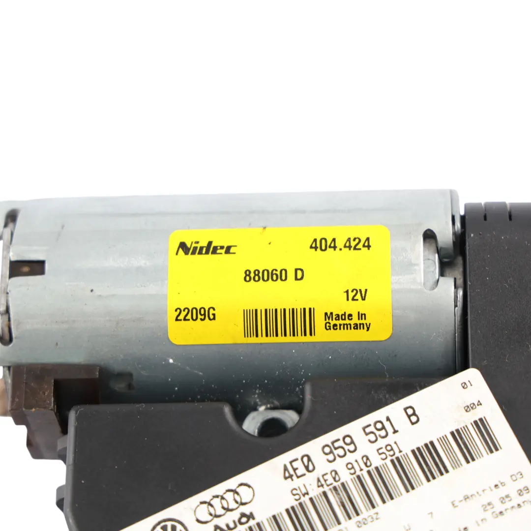 Schiebedach Panorama Dach Motor Stellantrieb für Audi A8 D3 mit Teilenummer 4E0959591B Audi A8 D3 Schiebedach Panorama Dach Motor Stellantrieb - SKU 4E0959591B - Teilenummer 4E0959591B