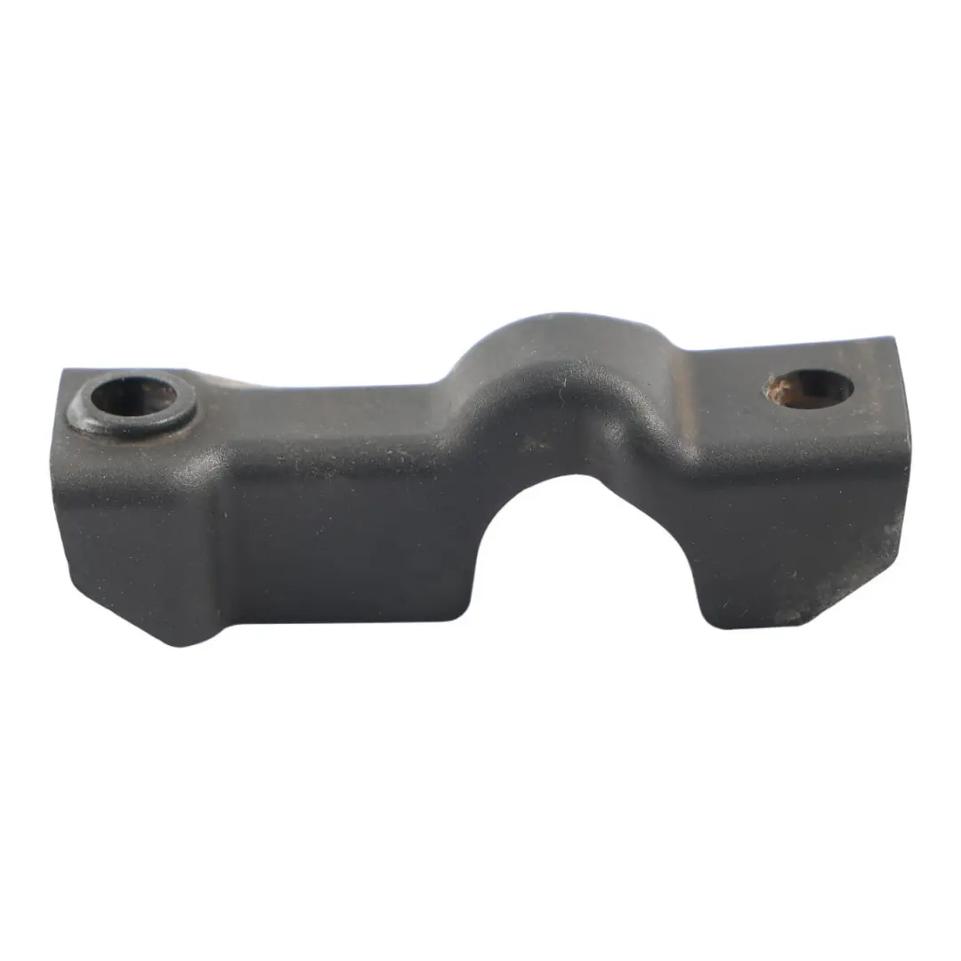 Fermo Cinghia Traino Paraurti Anteriore Interno Inferiore per Audi A6 C6 con numero di parte 4F0807899A Audi A6 C6 Fermo Cinghia Traino Paraurti Anteriore Interno Inferiore - SKU 4F0807899A - Numero di parte 4F0807899A