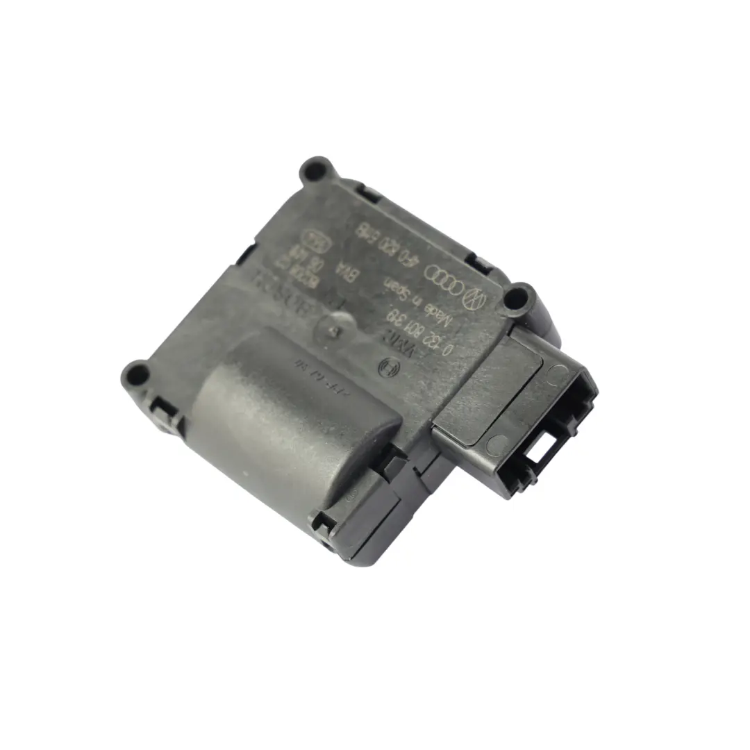 Audi A6 C6 Q7 4L Heater A/C Dashboard Air Vent Flap Actuator - SKU 4F0820511B-4 - Part number 4F0820511B