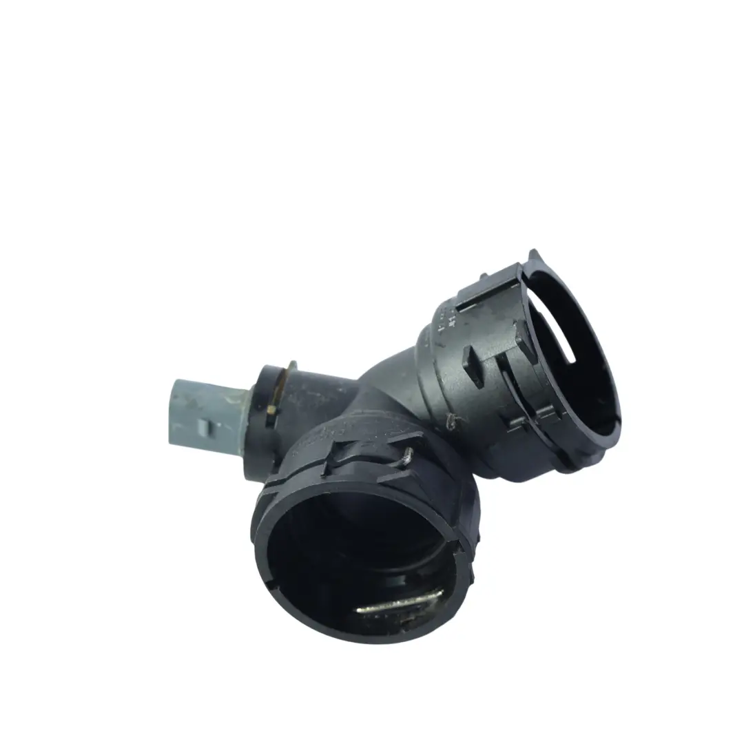 Kühler Kühlmittel Schlauch Adapter Hinten Links für Audi A6 RS6 C7 mit Teilenummer 4G0122293BF Audi A6 RS6 C7 Kühler Kühlmittel Schlauch Adapter Hinten Links - SKU 4G0122293BF - Teilenummer 4G0122293BF