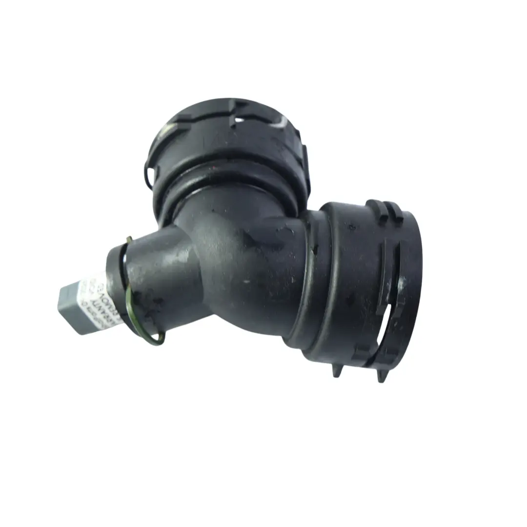 Audi A6 RS6 C7 Adaptateur Durite Radiateur Arrière Gauche - SKU 4G0122293BF - Numéro de pièce 4G0122293BF