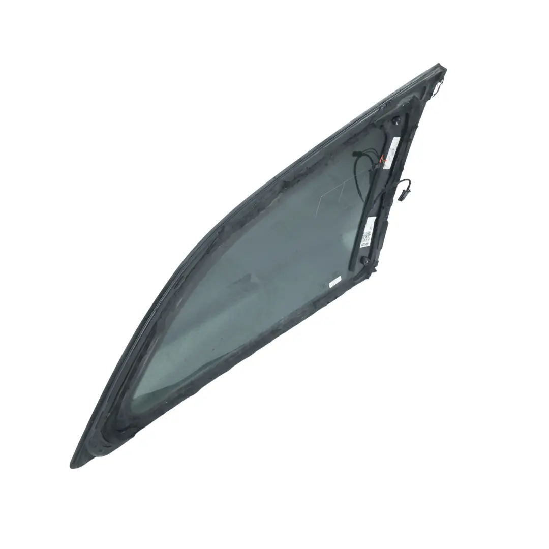 Vetro Triangolare Posteriore Sinistro AS2 per Audi A6 C7 con numero di parte 4G9845297D Audi A6 C7 Vetro Triangolare Posteriore Sinistro AS2 - SKU 4G9845297D - Numero di parte 4G9845297D