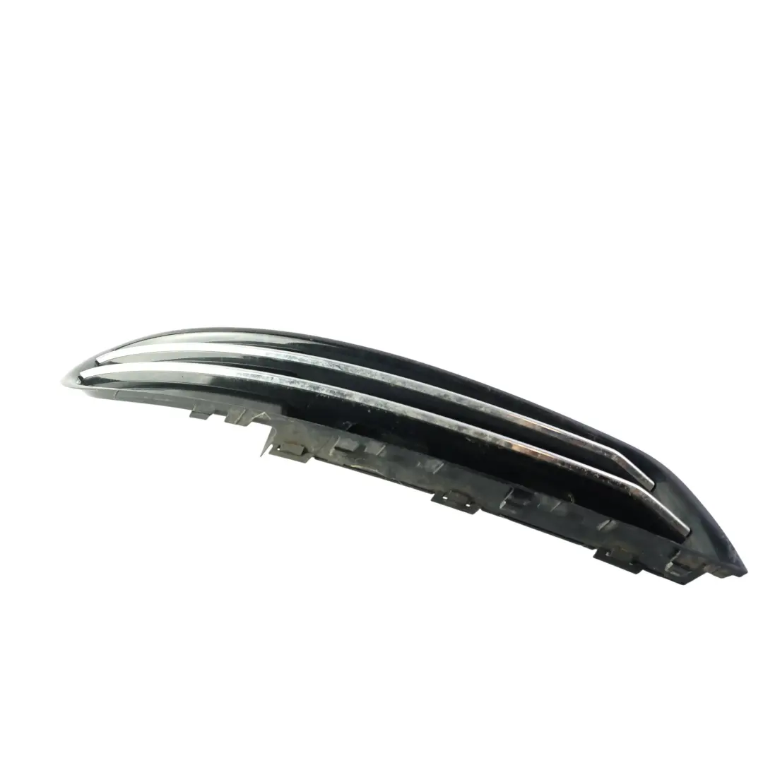 Modanatura Griglia Paraurti Anteriore Destra per Audi A8 D4 con numero di parte 4H0807680M Audi A8 D4 Modanatura Griglia Paraurti Anteriore Destra - SKU 4H0807680M - Numero di parte 4H0807680M