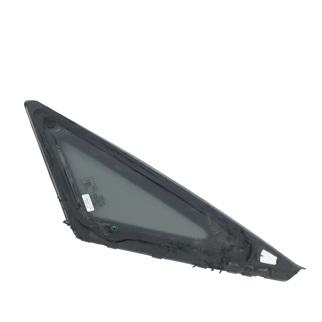 Vetro Quarto Finestrino Posteriore Sinistro AS3 per Audi A8 D4 con numero di parte 4H0845299F Audi A8 D4 Vetro Quarto Finestrino Posteriore Sinistro AS3 - SKU 4H0845299F - Numero di parte 4H0845299F
