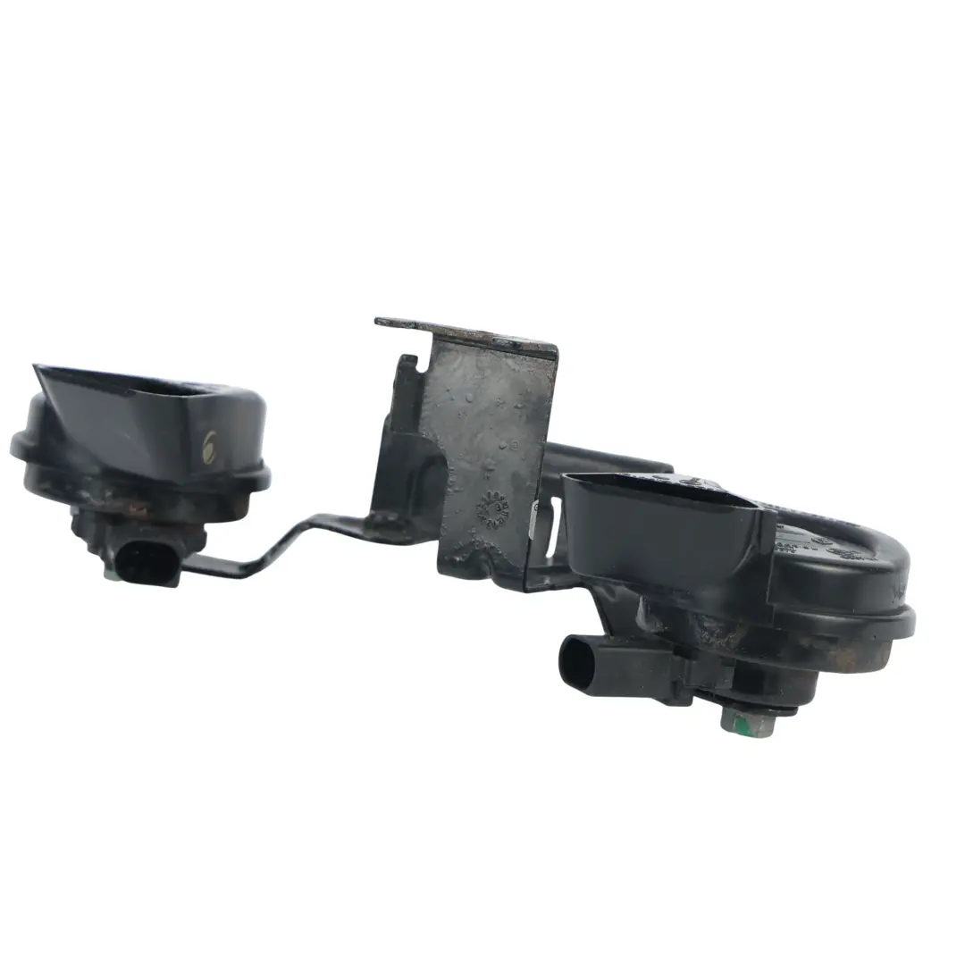 Set Clacson Allarme Sirena Tono Alto Basso per Audi A6 C7 A7 A8 D4 con numero di parte 4H0951229A Audi A6 C7 A7 A8 D4 Set Clacson Allarme Sirena Tono Alto Basso - SKU 4H0951229A-1 - Numero di parte 4H0951229A