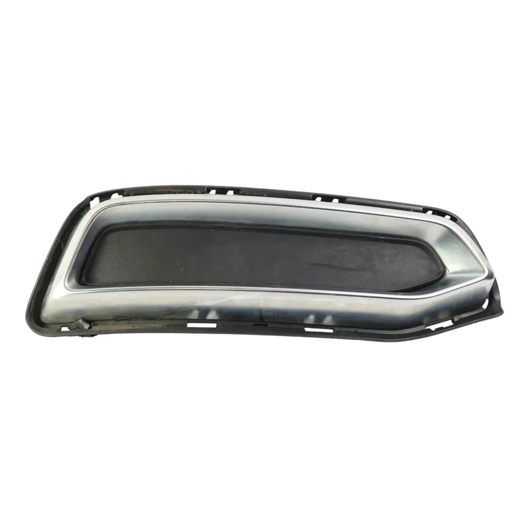 Audi A6 C8 Panel Cubierta Escape Parachoques Trasero Izquierdo - SKU 4K0807319A - Número de pieza 4K0807319A