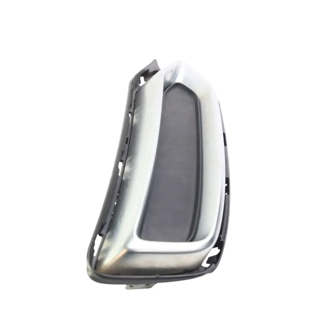 Audi A6 C8 Panel Cubierta Escape Parachoques Trasero Derecho - SKU 4K0807320A - Número de pieza 4K0807320A