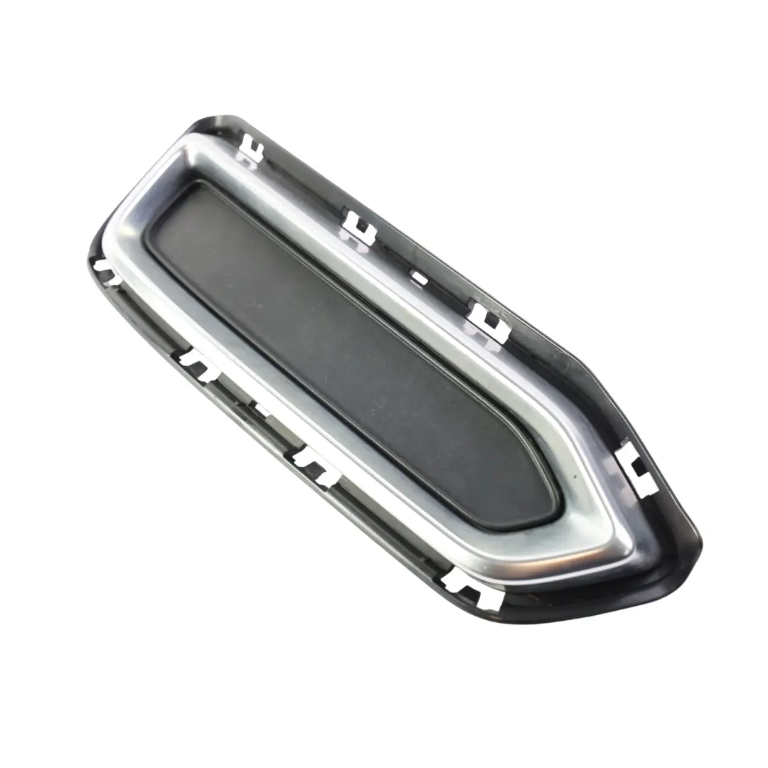 Audi A6 C8 Panel Cubierta Escape Parachoques Trasero Derecho - SKU 4K0807320A - Número de pieza 4K0807320A