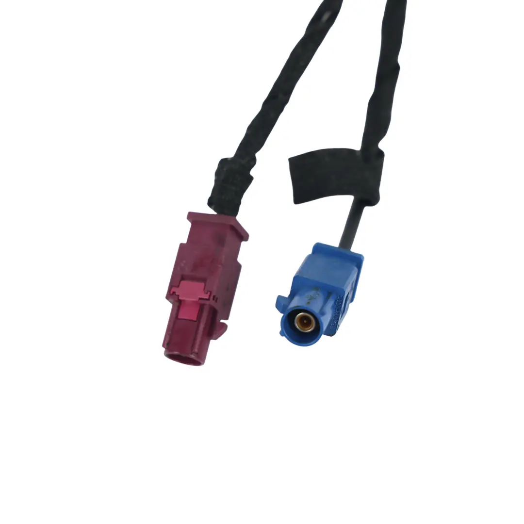 Antena Dachowa Rekin Condor Szary Metalik Y7E do Audi Q7 4L o numerze 4L0035503L Audi Q7 4L Antena Dachowa Rekin Condor Szary Metalik Y7E - SKU 4L0035503L-CGR - Numer Części 4L0035503L