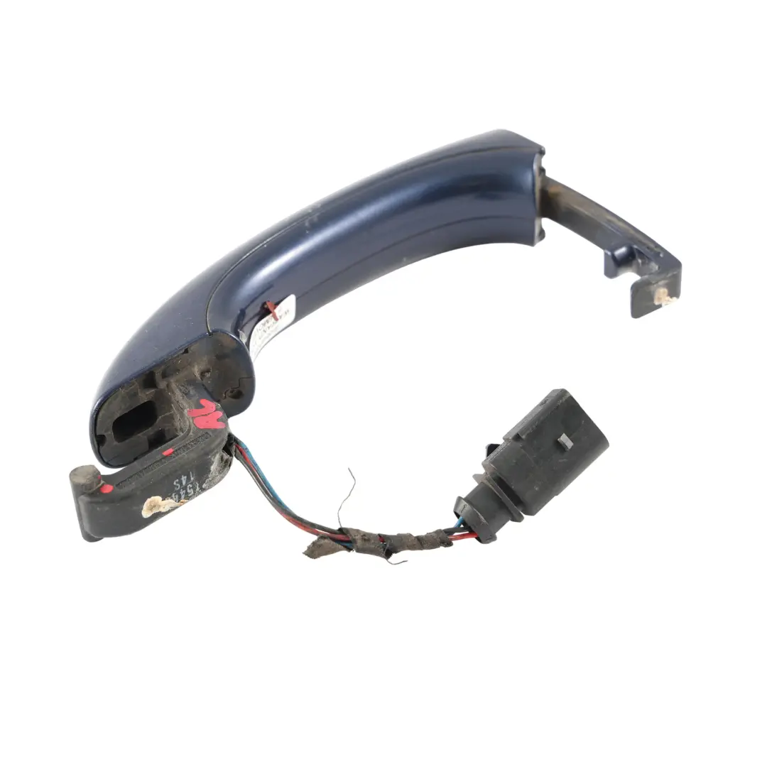 Klamka Tylna Prawa Mugello Niebieska LZ5E do Audi Q7 4L o numerze 4L0837205A Audi Q7 4L Klamka Tylna Prawa Mugello Niebieska LZ5E - SKU 4L0837205A-MUB - Numer Części 4L0837205A