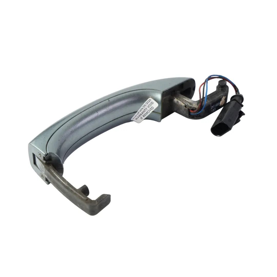 Door Grab Handle Front Right O/S Condor Grey Metallic - Y7E to Audi Q7 4L with Part number 4L0837205B Audi Q7 4L Door Grab Handle Front Right O/S Condor Grey Metallic - Y7E - SKU RHD-4L0837205B-CGR1 - Part number 4L0837205B